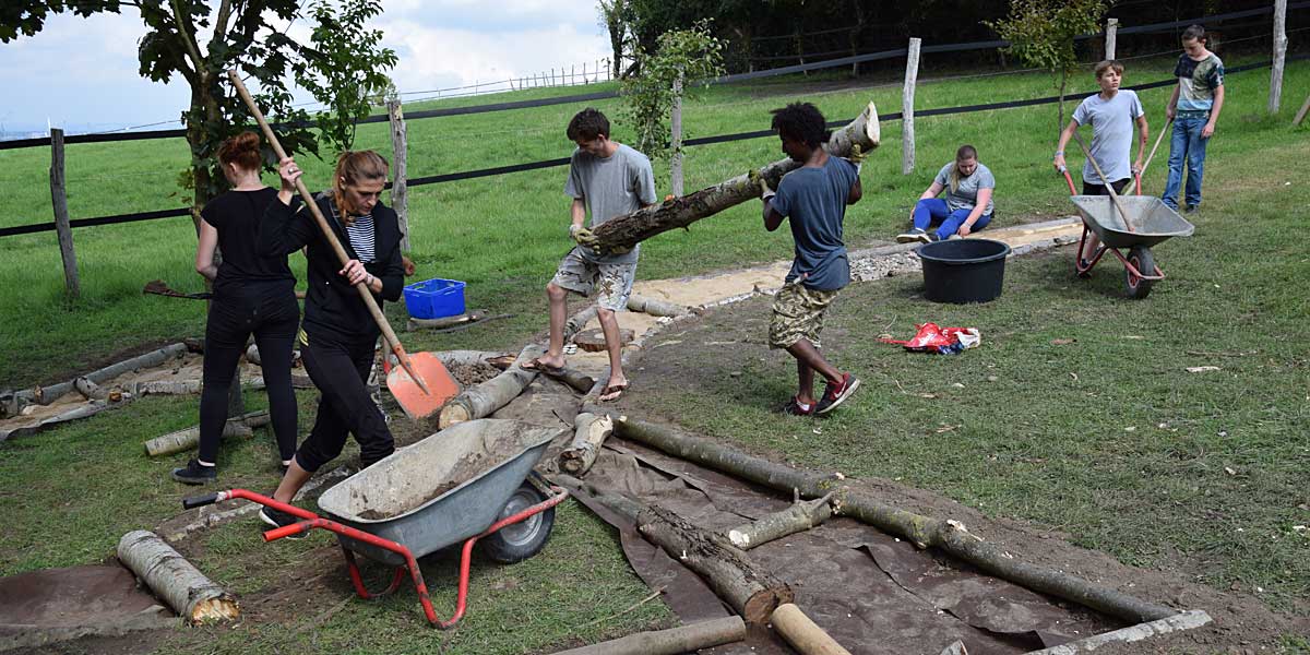 Internationaler Gruppen­freiwilligendienst für junge Menschen