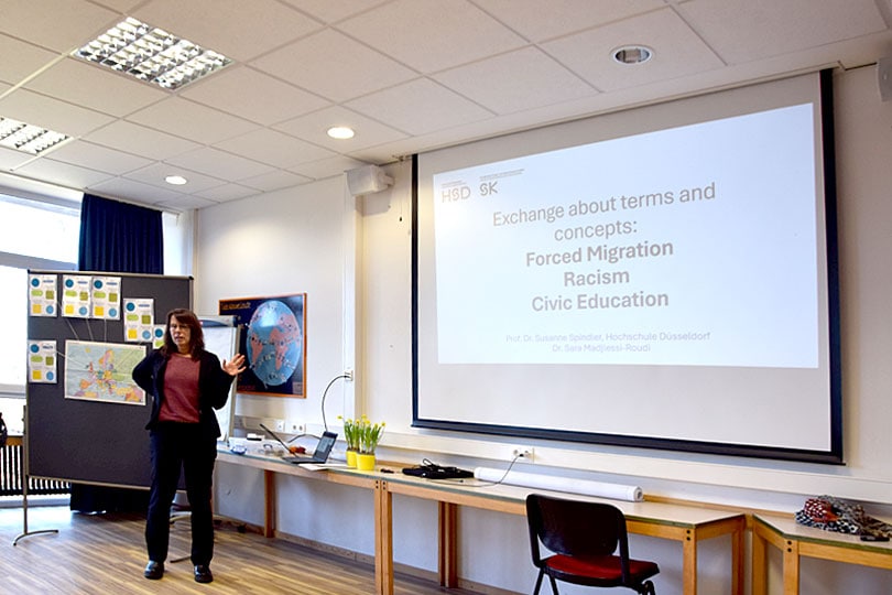 Referat über "Forced Migration, Racism, Civic Education"